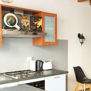 Verona Nest